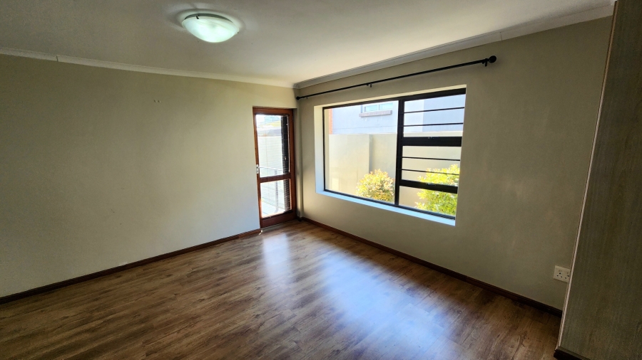 4 Bedroom Property for Sale in Monte Christo Western Cape